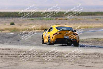 media/Oct-04-2025-OnGrid (Sat) [[44bd565ffa]]/Green Group/Grapevine/